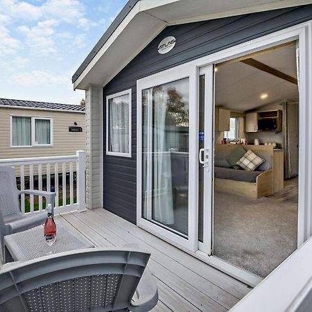 Sea La Vie Lodge, Rockley Park Holiday Park, Poole, Dorset Εξωτερικό φωτογραφία