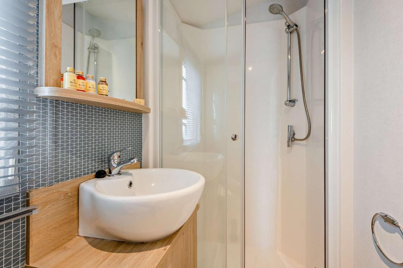 Sea La Vie Lodge, Rockley Park Holiday Park, Poole, Dorset Εξωτερικό φωτογραφία